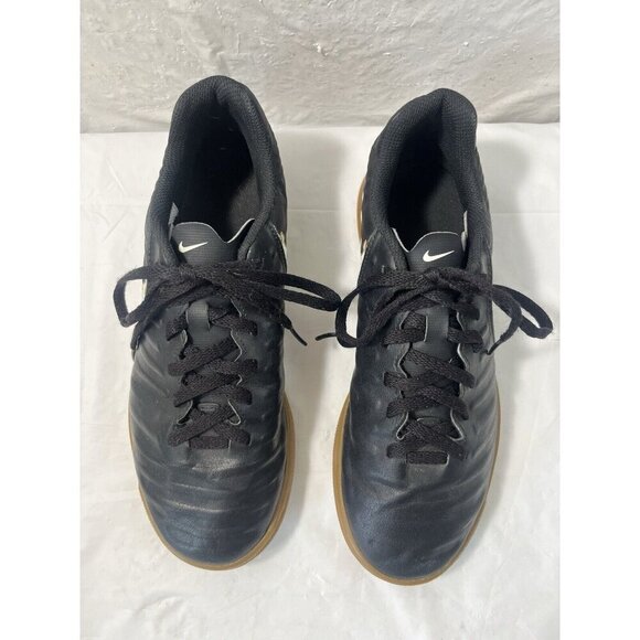 Nike Tiempo X Indoor Soccer Shoes Black/Gold Boys Size 6 Y 897735-002 - Picture 2 of 15